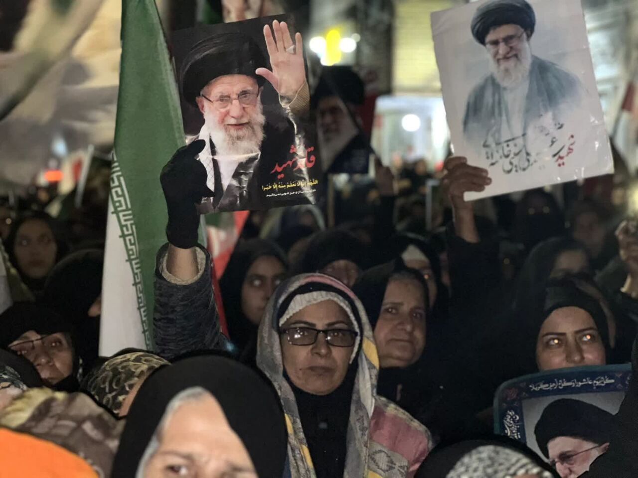 حضور مردم، حماسه پیروزی نظام را رقم میزند