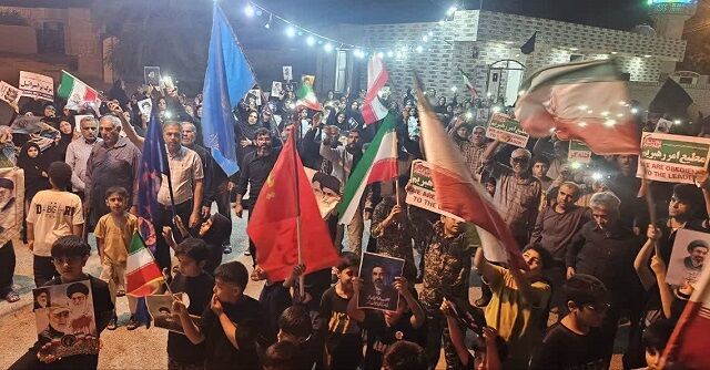 روایت همدلی و بصیرت در چهواز؛ برنامه‌های فرهنگی کانون منتظران فرج در ایام جنگ تحمیلی رمضان