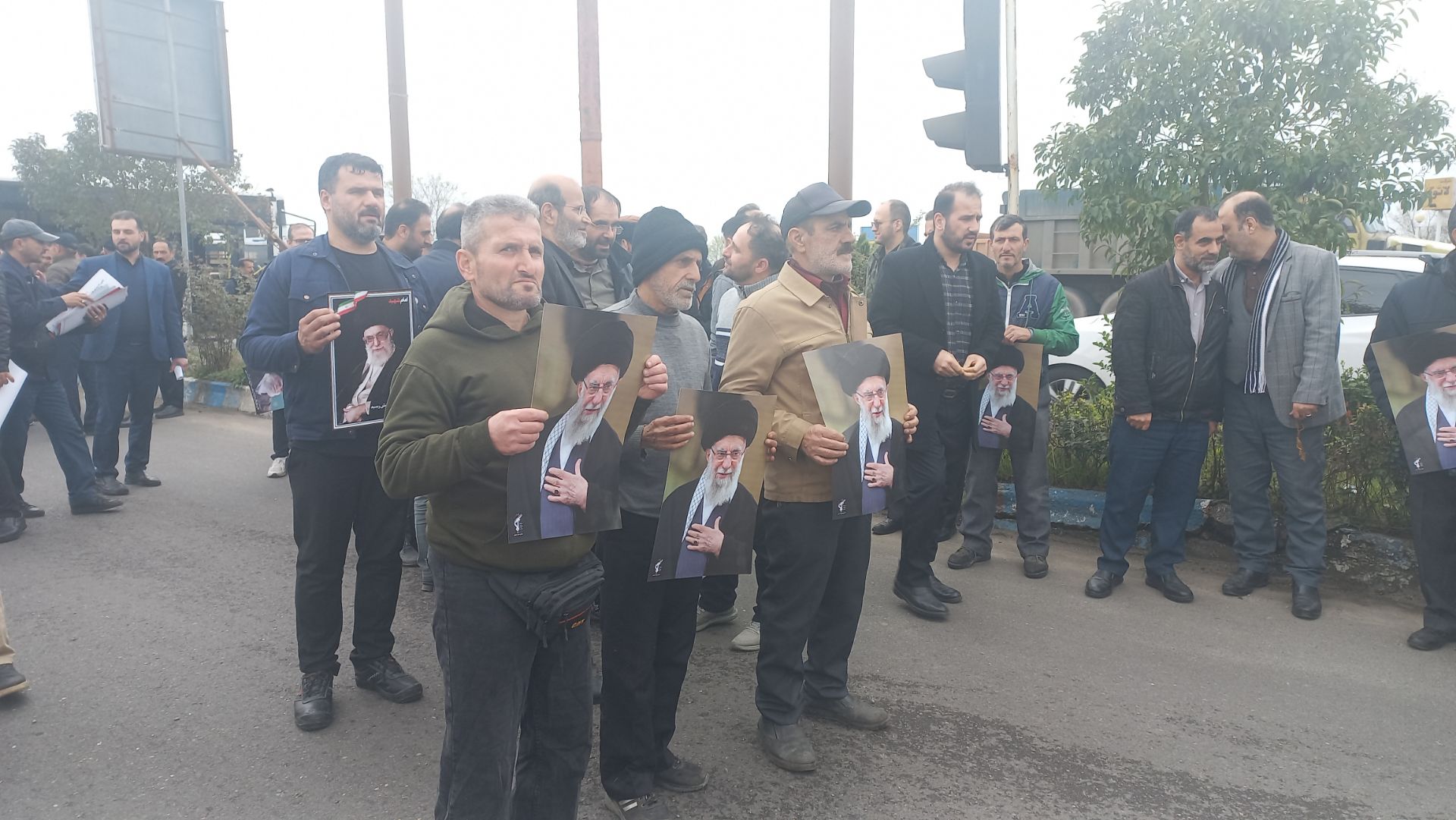 تجمع جامعه کارگری رشت؛ تجدید بیعت با آرمانهای انقلاب و تأکید بر جهش تولید