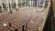 کمک مومنانه در حرم شاهچراغ(ع)؛ ۵۰۰ بسته معیشتی به دست نیازمندان رسید