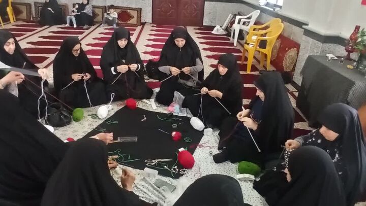 کلاف‌هایی که رج به رج عشق برای وطن می‌بافند