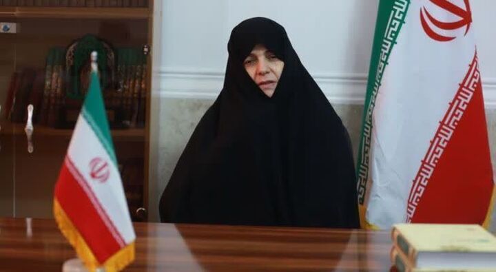مکتب امام شهید زنده است؛ راه انقلاب با رهبری آیت‌الله خامنه‌ای ادامه می‌یابد