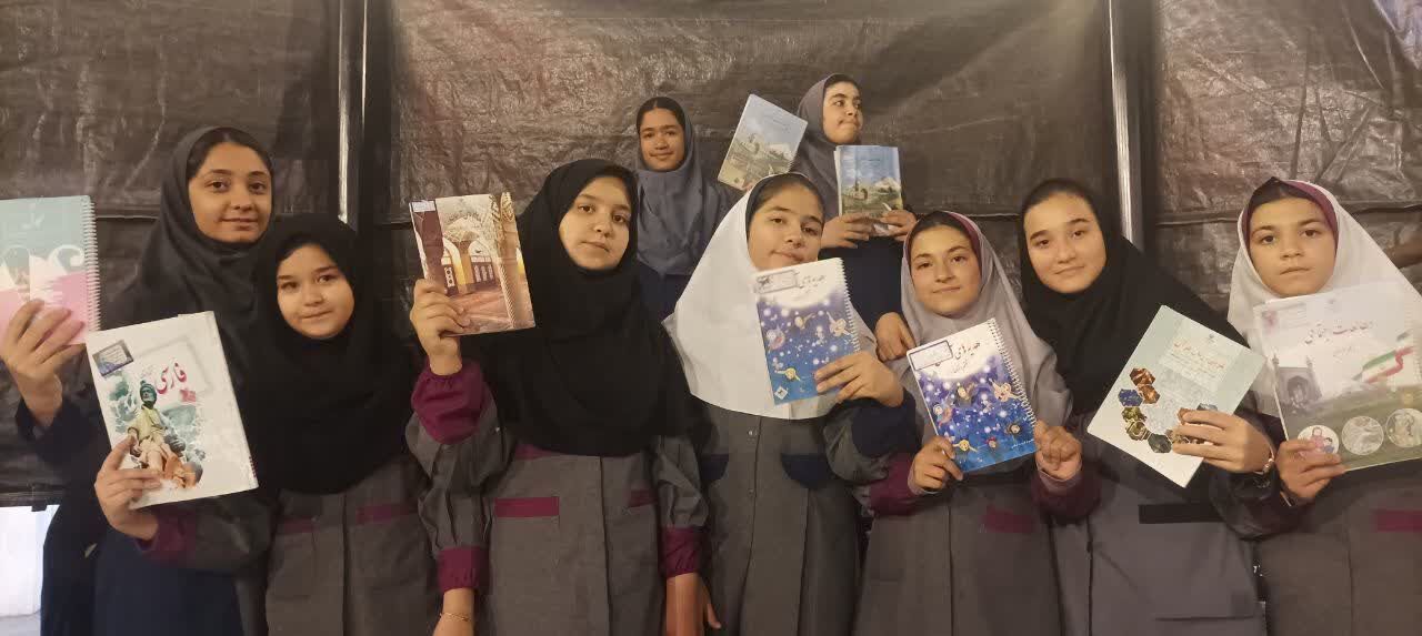 دورهمی دختران کانون شهید کاوه نبیری، گرامیداشت شهدای دانش آموز میناب