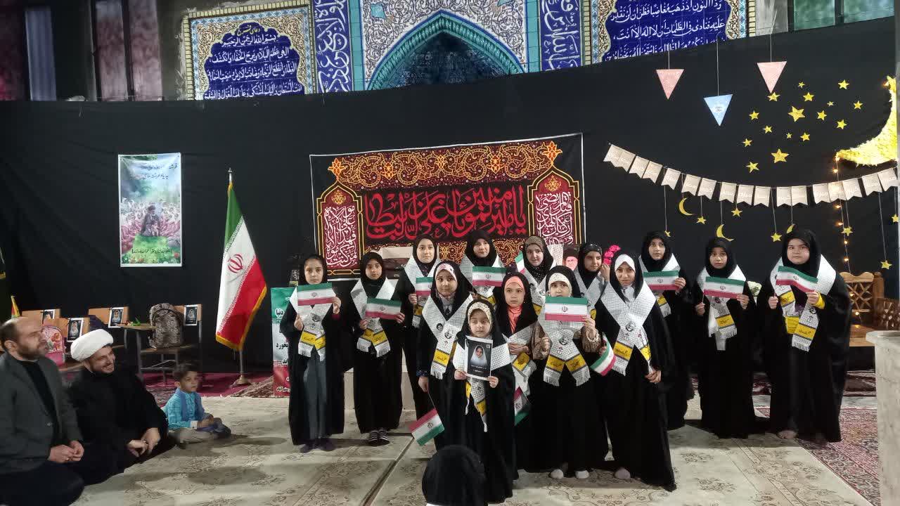 بیعت روزهاولیهای رستمآباد با رهبر سوم انقلاب و گرامیداشت همکلاسیهای شهید