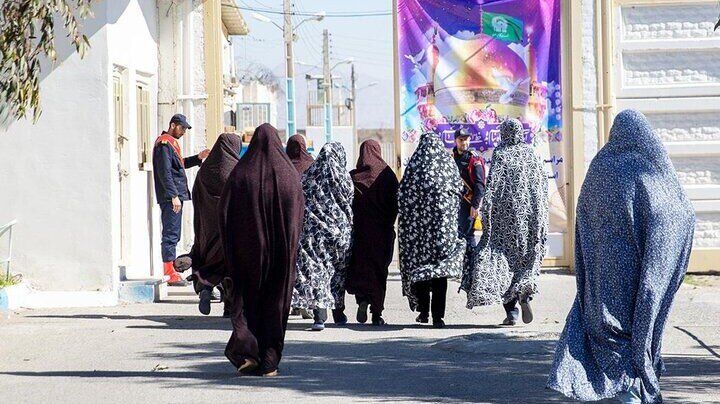 آزادی ۶ بانوی زندانی طی پویش نذر رهایی حرم امام رضا(ع) در فارس