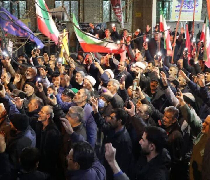 خروش امت شهیدپرور خنداب؛ طنین «الله اکبر» در حمایت از انقلاب و امنیت ایران