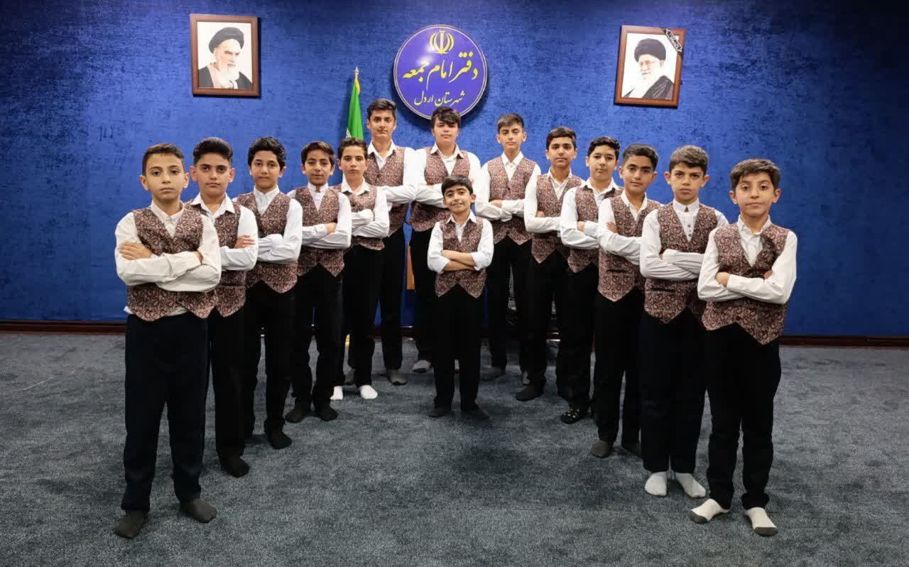 طنین سرود «نسیم صبا»؛ روایت نوجوانان مسجدی لردگان از عهدی دوباره با ولایت