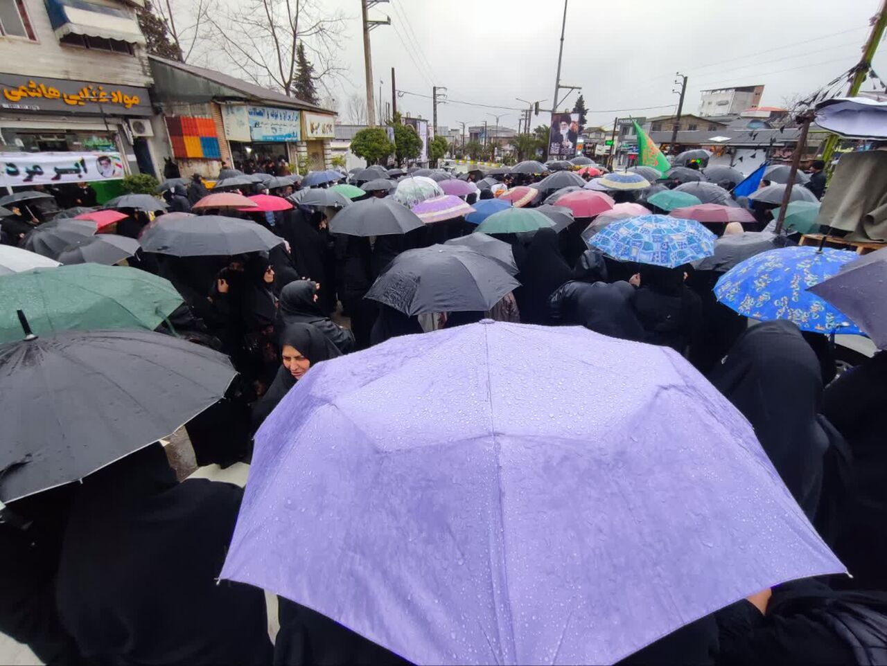 حمایت مردم چمستان از نیروهای نظامی با حضور در لیست‌های بازرسی&nbsp;