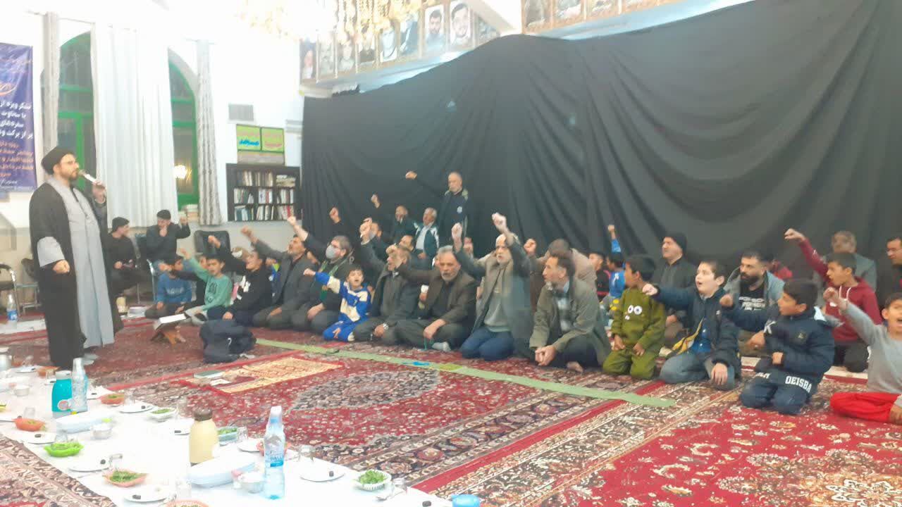 بیعت و حمایت، حتی در کوچکترین روستاهای مشهد