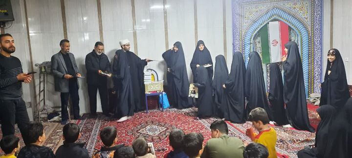 تقدیر از گروه سرود «نغمه‌های فاطمی» در اراک