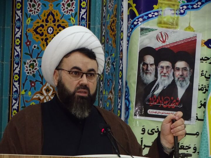 جمهوری اسلامی با قدرت و عزت به راه خود ادامه می‌دهد