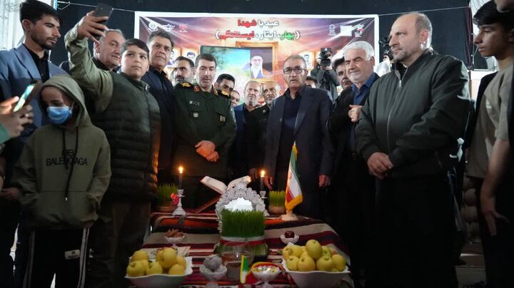وحدت ملی سپر دفاعی ایرانیان در برابر فشارهای خارجی است