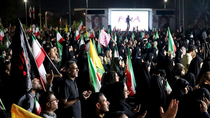 موج بیست و یکم‌ حضور در خیابان‌ها همزمان با شب عید