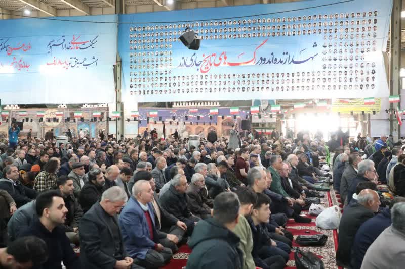 جشن بندگی در سایه ایستادگی