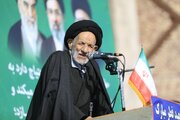 ایستادگی ملت ایران، زمینه‌ساز آزادی بشریت از یوغ استکبار است