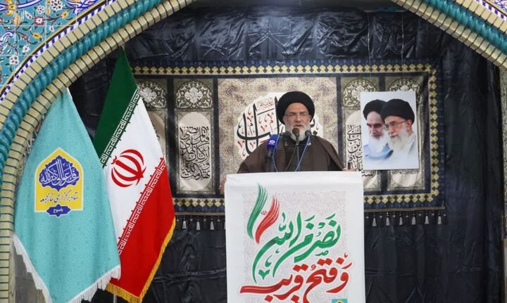با تقویت تولید و سرمایه‌گذاری می‌توان فشارها را خنثی کرد