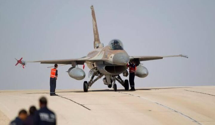 اصابت موشک پدافند سپاه به سومین جنگنده دشمن