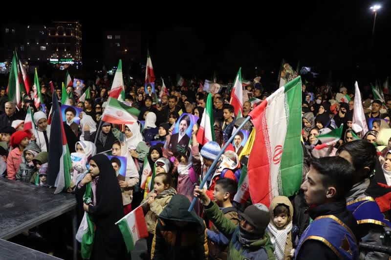 حماسه دههنودیها در «جنگ رمضان»؛ از تجمع میم مثل میناب تا بیعت بچههای مسجد با رهبر انقلاب