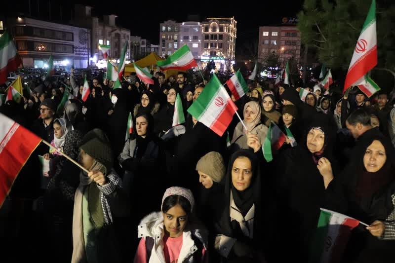 حماسه دهه‌نودی‌ها در «جنگ رمضان»؛ از تجمع میم مثل میناب تا بیعت بچه‌های مسجد با رهبر انقلاب