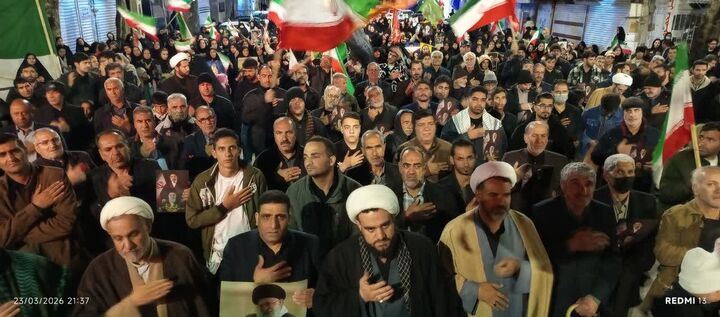 اجتماع شبانه مردم ولایت‌مدار سرپلذهاب