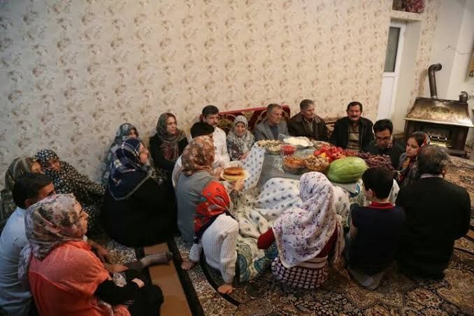 نوروز در کوچه‌های صمیمیت؛ صله‌ارحام، رسم ماندگار مردم کردستان