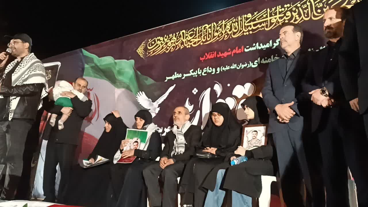 بدرقه پیکر پاسدار نقیبی نیرسی در میان آه و اندوه مردم نوشهر