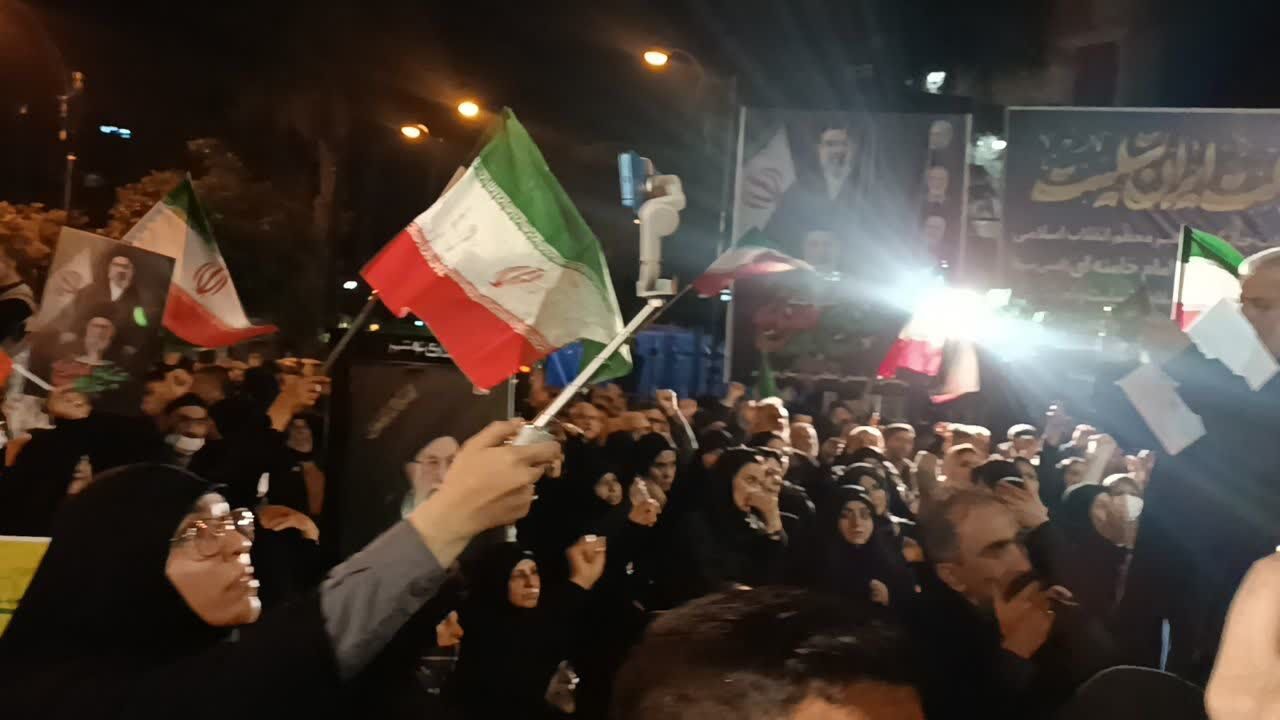 بدرقه پیکر پاسدار نقیبی نیرسی در میان آه و اندوه مردم نوشهر