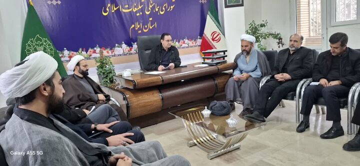 حضور در خیابان، نقشه دشمن را باطل می‌کند