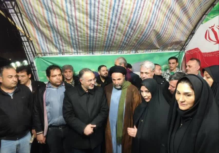 زیر باران، کنار رزمندگان؛ ارومیه تجدید بیعت میکند