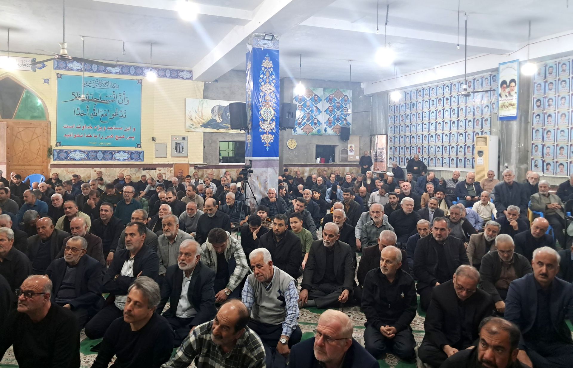 قهرمانان واقعی شهدا هستند