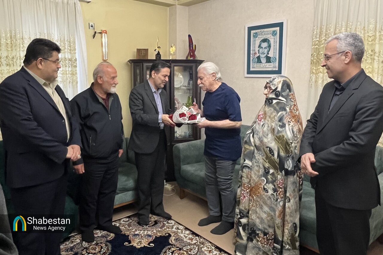 هنرمندان در جنگ رمضان اظهار وفاداری کردند