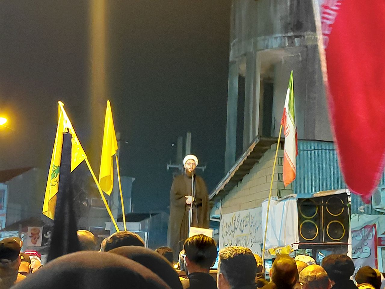 ملت ایران برای مقابله با شیاطین جن و انس انتخاب شده است