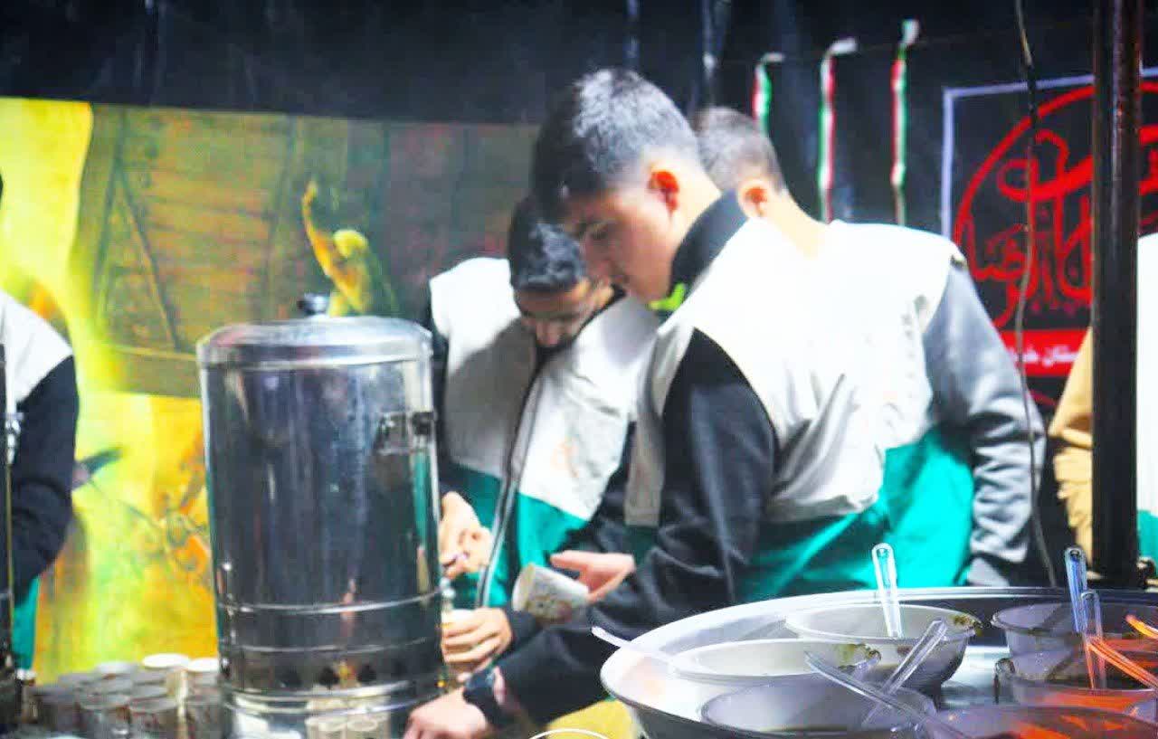 میدان‌داری نوجوانان خدمت رضوی شهرستان خمام در جنگ رمضان