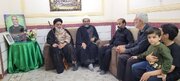 دیدار نماینده ولی‌فقیه در خوزستان با خانواده مدیر شهید کانون فرهنگی هنری «بعثت» اهواز
