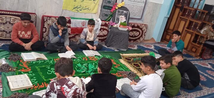 طنین آیات نور در مسجد روستای شیخ جعفر؛ کودکان و نوجوانان، راویان نسل جدید انس با قرآن