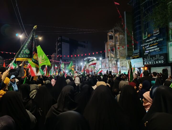 حماسه حضور مردم خرم‌آباد در شب بیست‌و نهم از اجتماعات شبانه