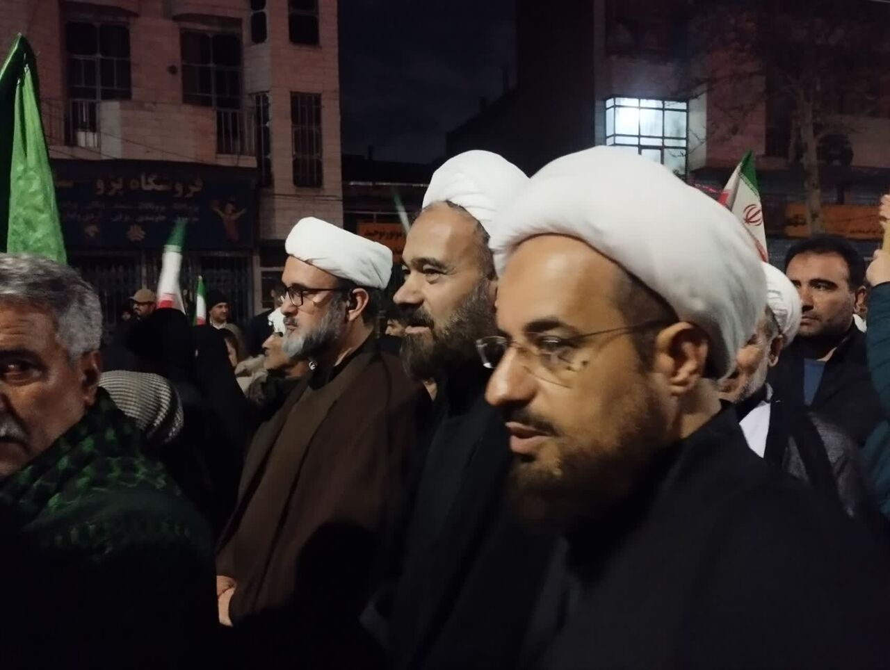 حضور مردم در اجتماعات، تجلی استقامت و جهاد است