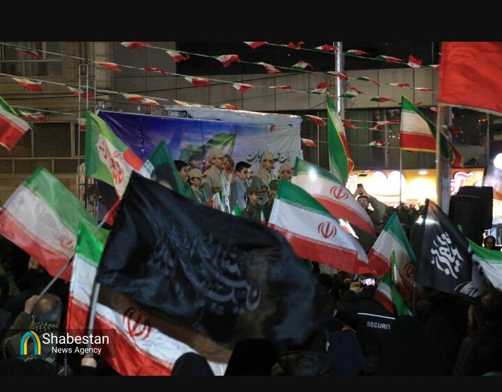 موج همبستگی شبانه در تهران؛ از میدان‌ها تا محله‌ها، مردم پای کار ایران ایستاده‌اند