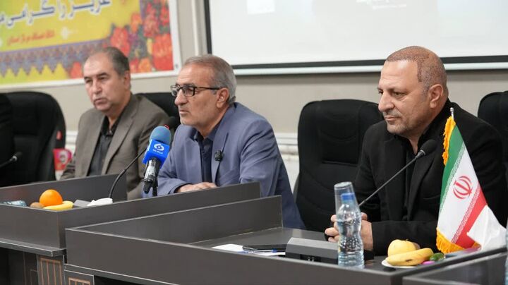 تجلیل از فعالان پویش ایران همدل_ بازار همراه