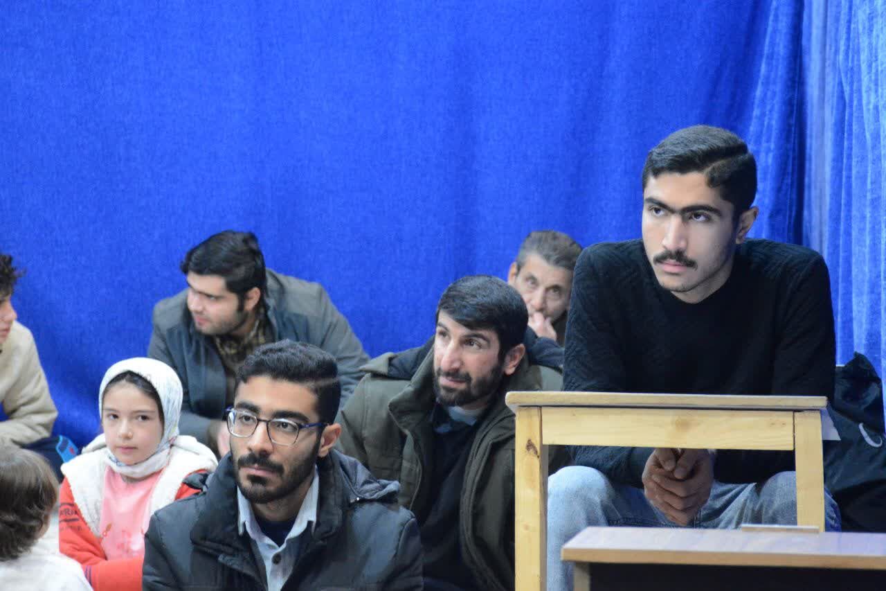 حال و هوای دوشنبه‌های شهدایی در مسجد امام هادی (ع) شهرک منظریه