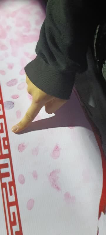 مدرسه تا سنگر؛ سرانگشتان رنگین دانش آموزان گلوگاهی نماد دفاع از انقلاب