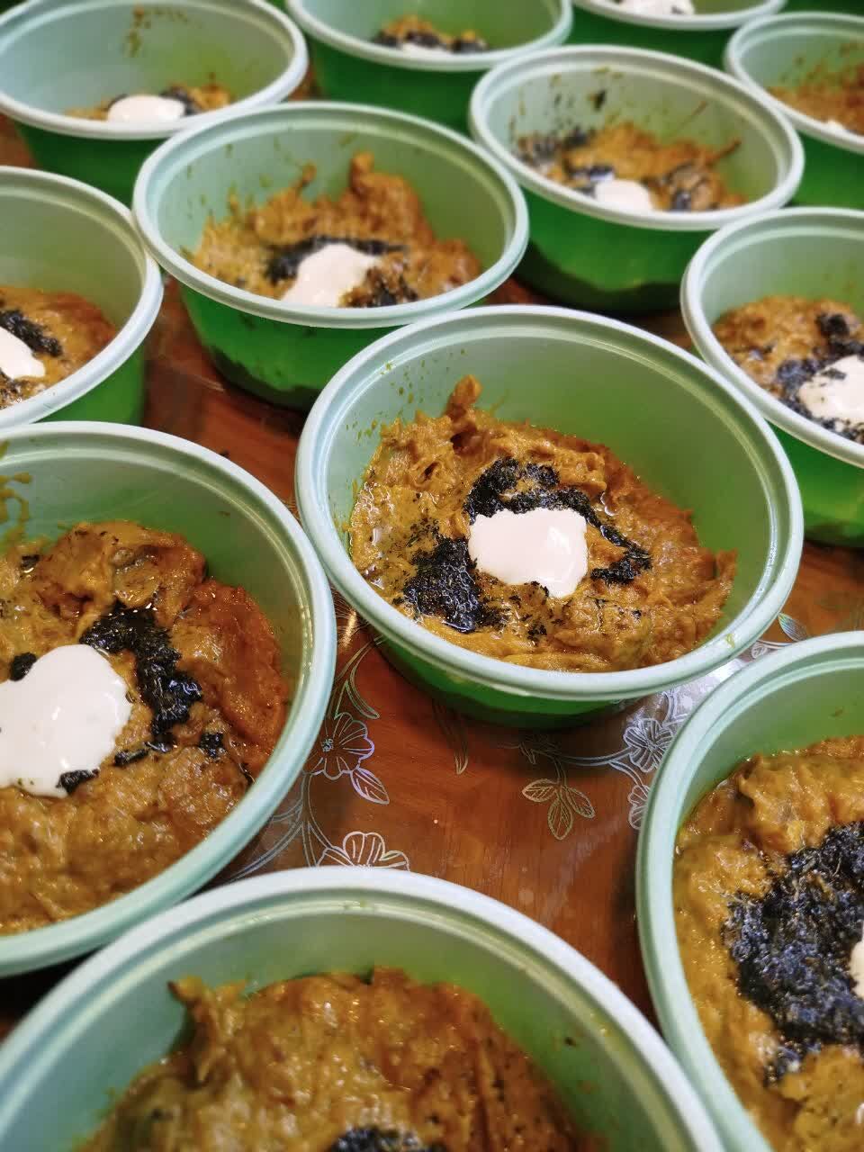 از شیرینکده خیریه امام زمان(عج) تا آشپزخانه محافظان امنیت؛ زنانی که پشتیبان جبهه‌اند