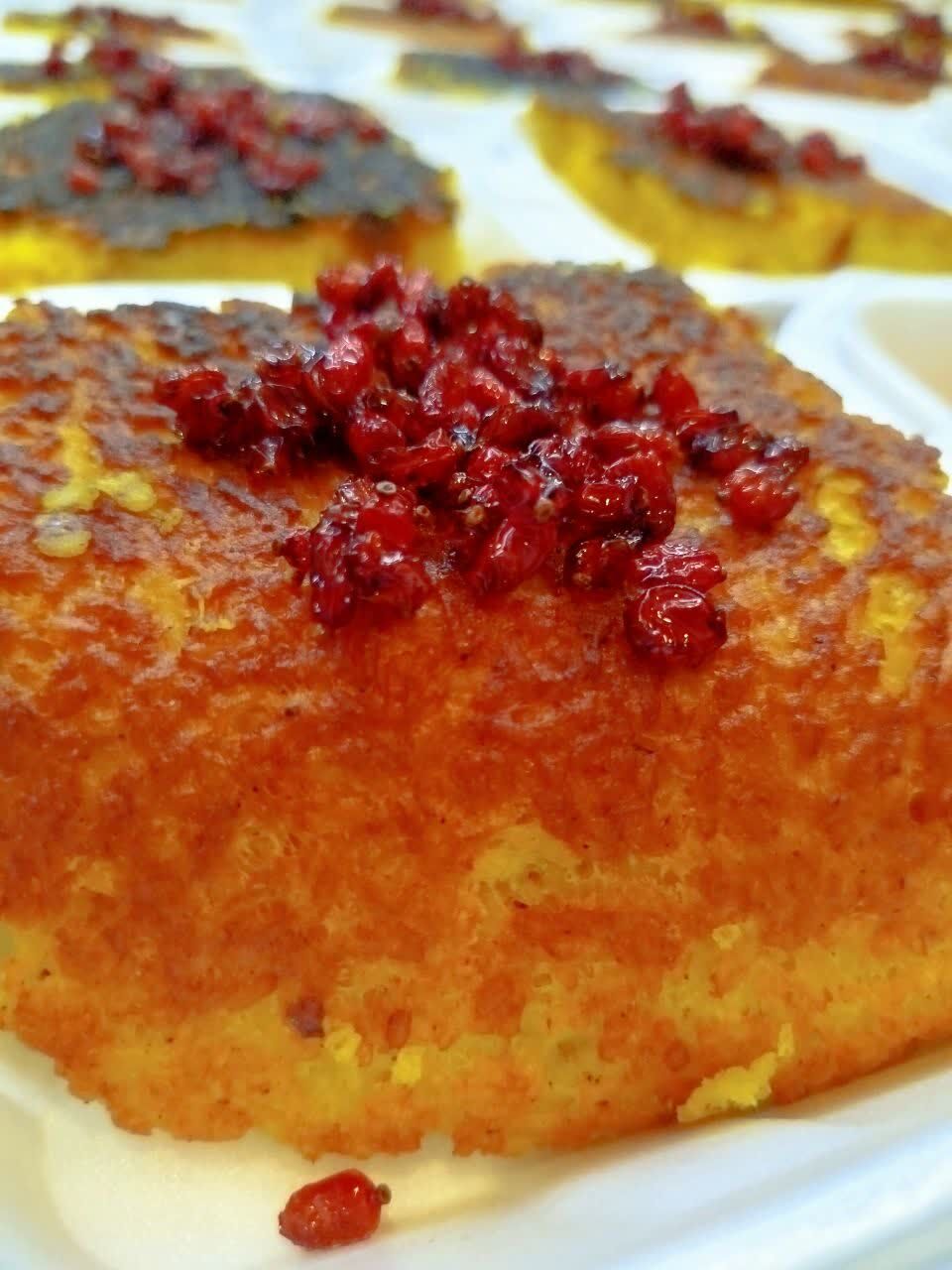 از شیرینکده خیریه امام زمان(عج) تا آشپزخانه محافظان امنیت؛ زنانی که پشتیبان جبههاند