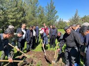 با تمام توان ادامه دهنده راه امام شهیدمان هستیم