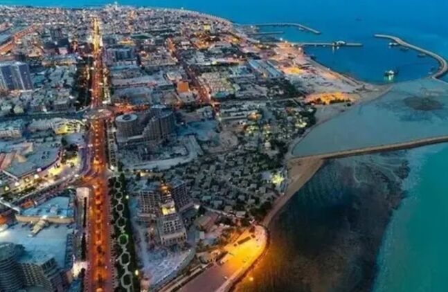 حمله دشمن به جزیره هنگام ۷ نفر زخمی بر جای گذاشت 