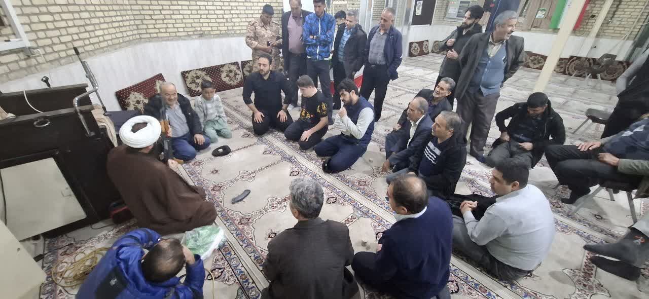 حرکت باشکوه بچههای مسجد فاطمه الزهرا(س)؛ از راهپیمایی شبانه تا قربانی به نیابت از رهبر انقلاب