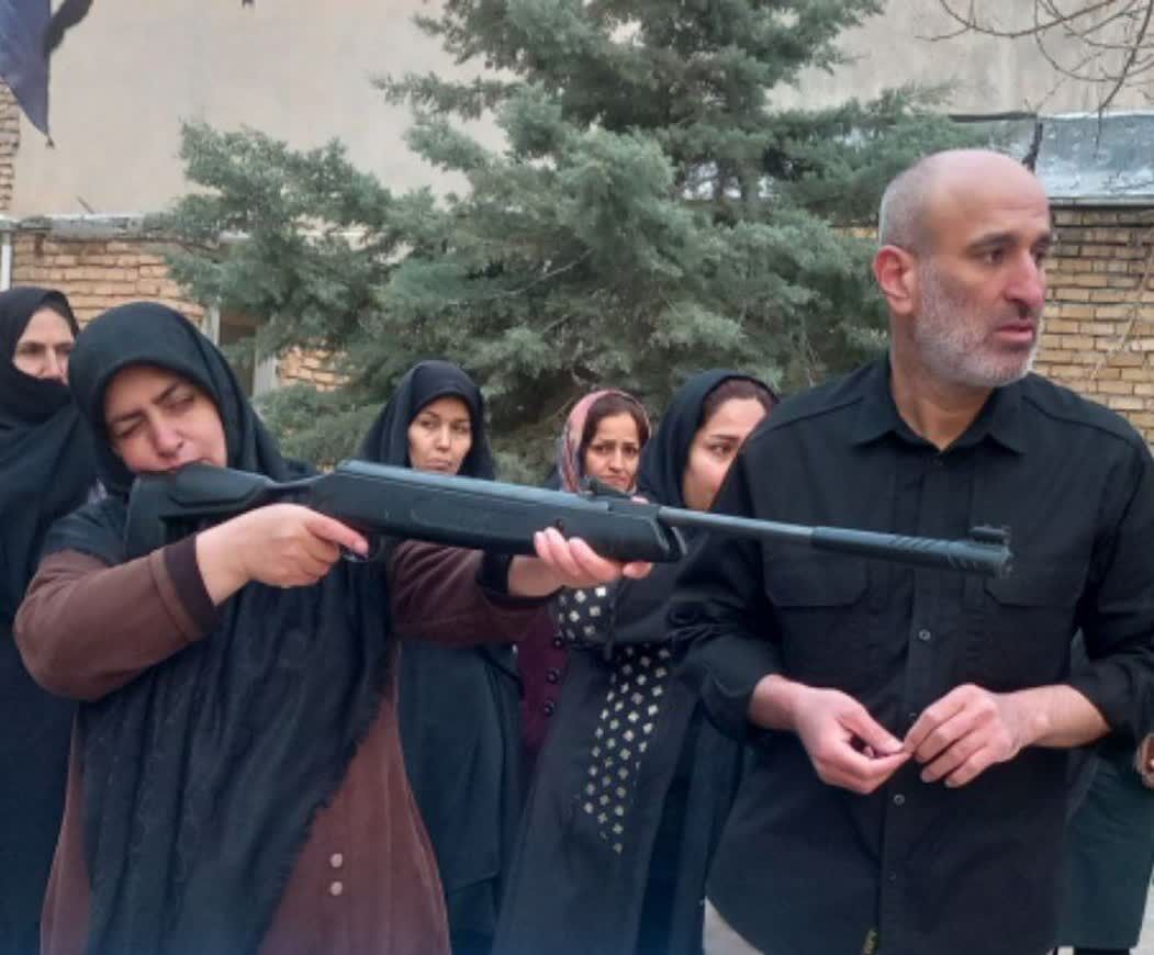 برگزاری دوره آموزش اسلحه‌شناسی در کانون انصارالحسین(ع)