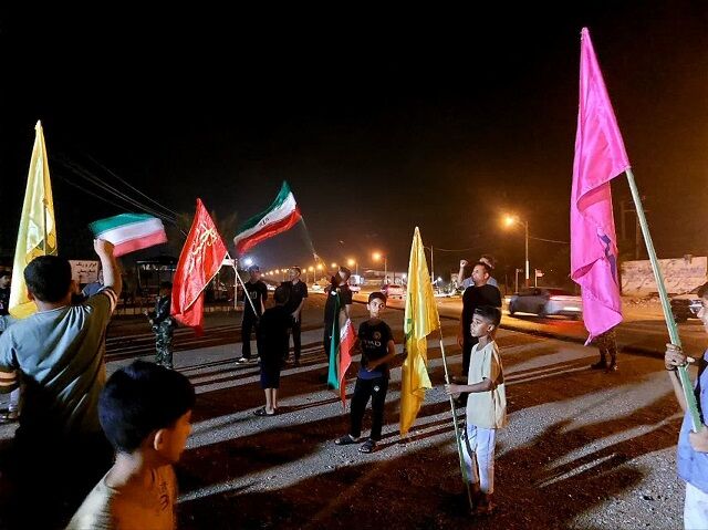 نقش‌آفرینی کانون فرهنگی هنری آل‌یاسین تازیان بالا در ایام جنگ رمضان؛ از برپایی بازارچه خیریه و کمک به جبهه مقاومت تا برگزاری یادواره شهید تنگسیری