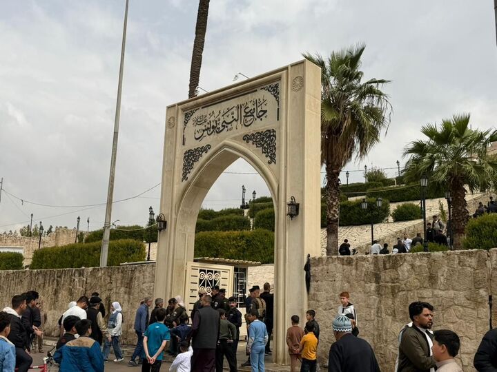 افتتاح مسجد جامع یونس پیامبر در موصل و برپایی اولین نماز در آن