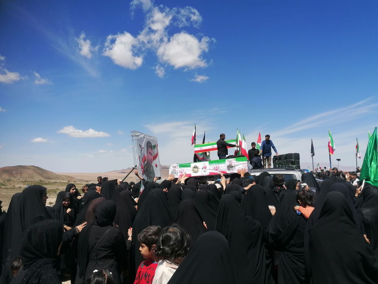تشییع پیکر مطهر شهید هاشم میری بقال